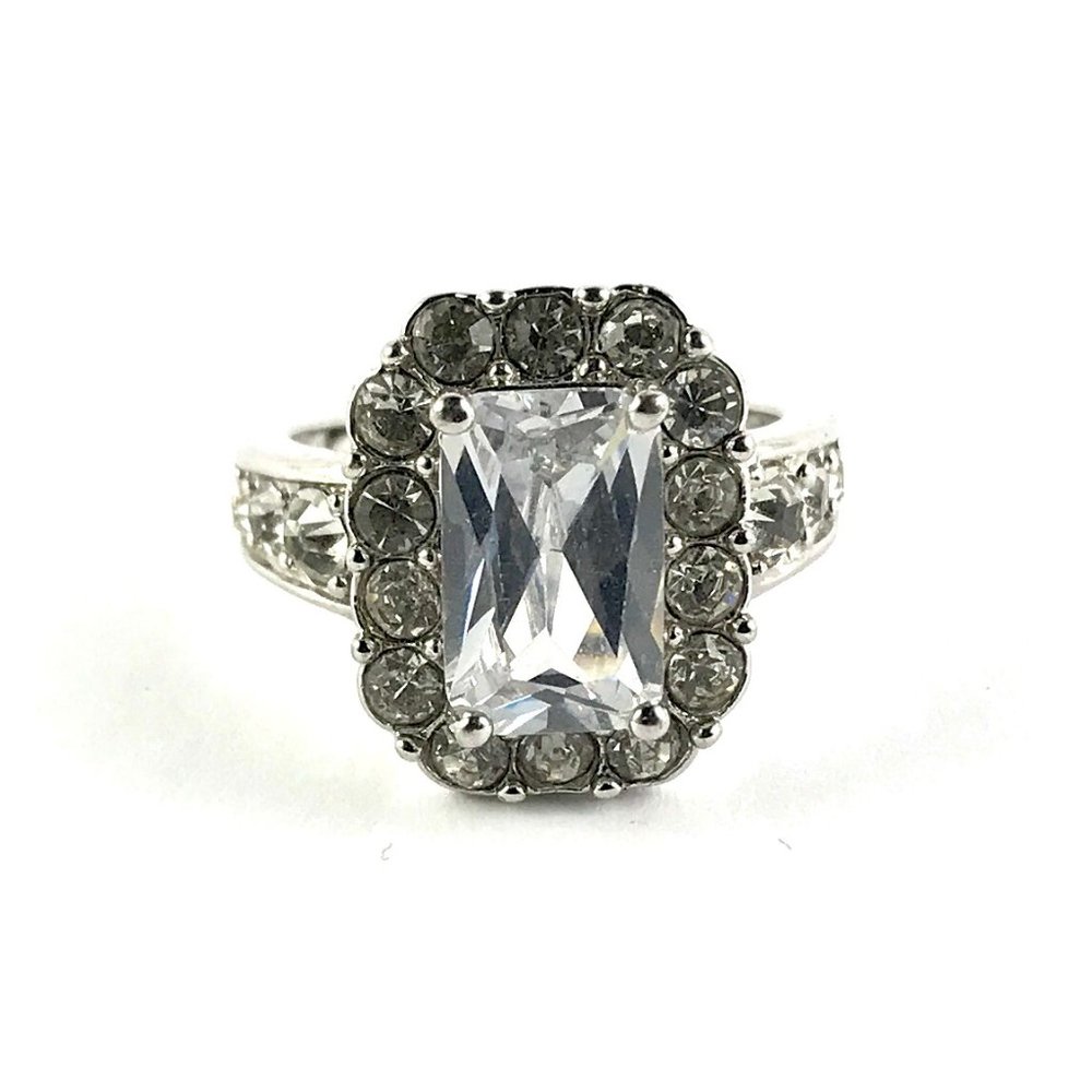 Cute Silver Tone NVC CZ Ring Size 7